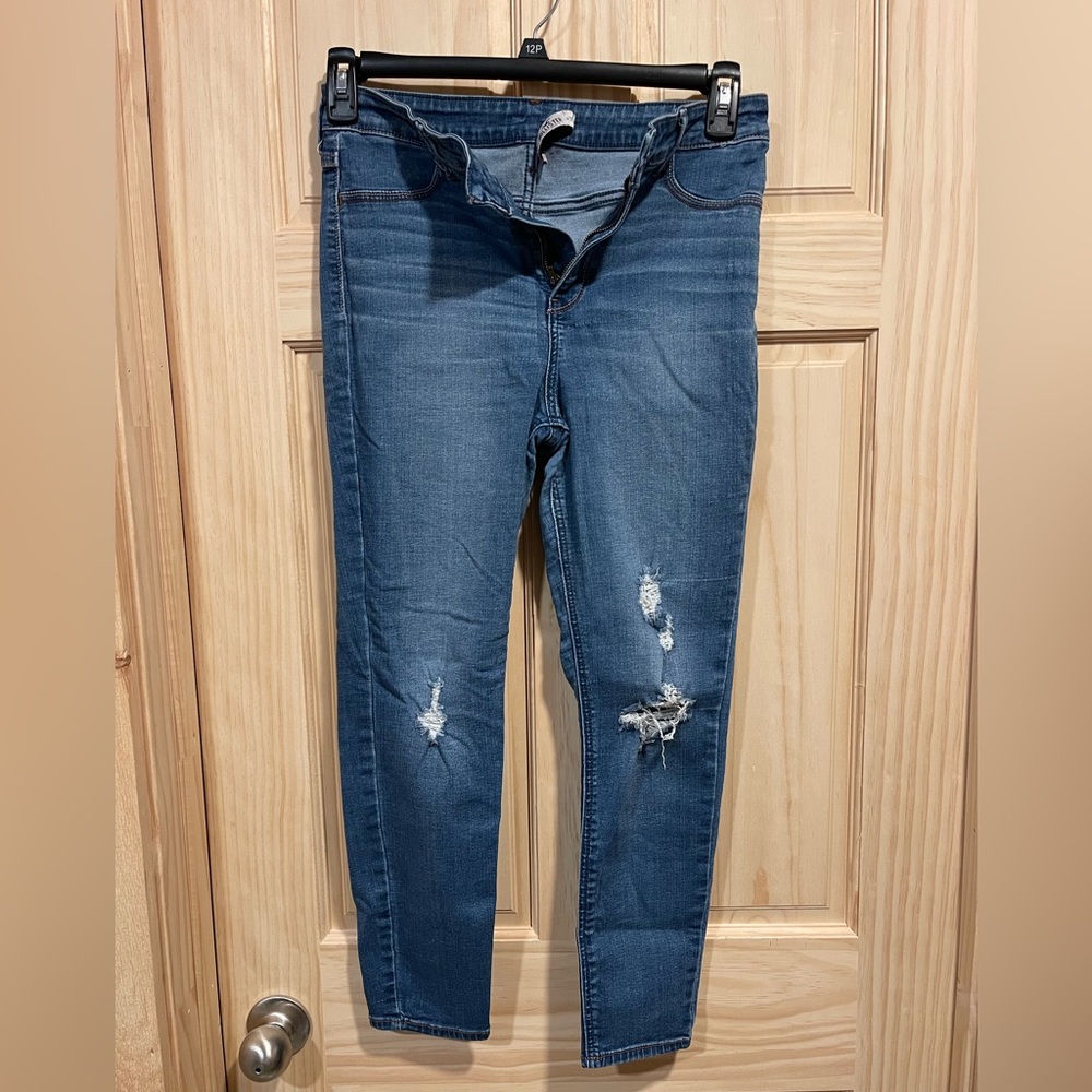 HOLLISTER Crop Skinny Jeggings